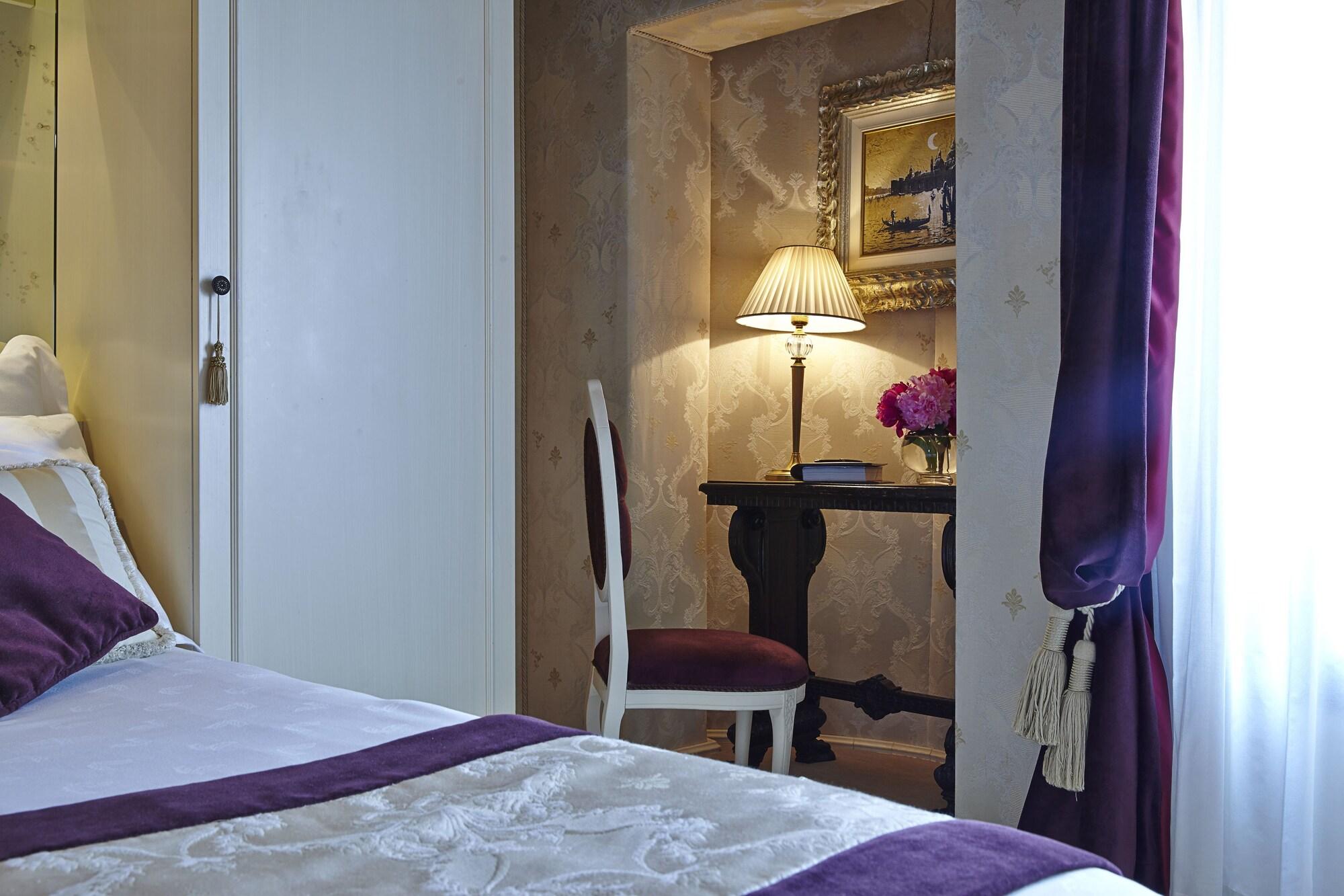 Palazzo Paruta & Wellness 4* Venedig